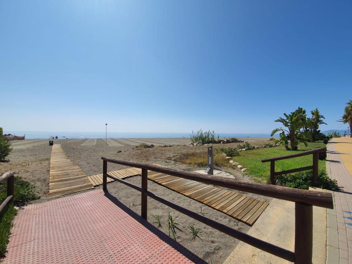 Boutique Apartment Near The Beach, 1 Gbps Wi-Fi Malaga Exterior photo