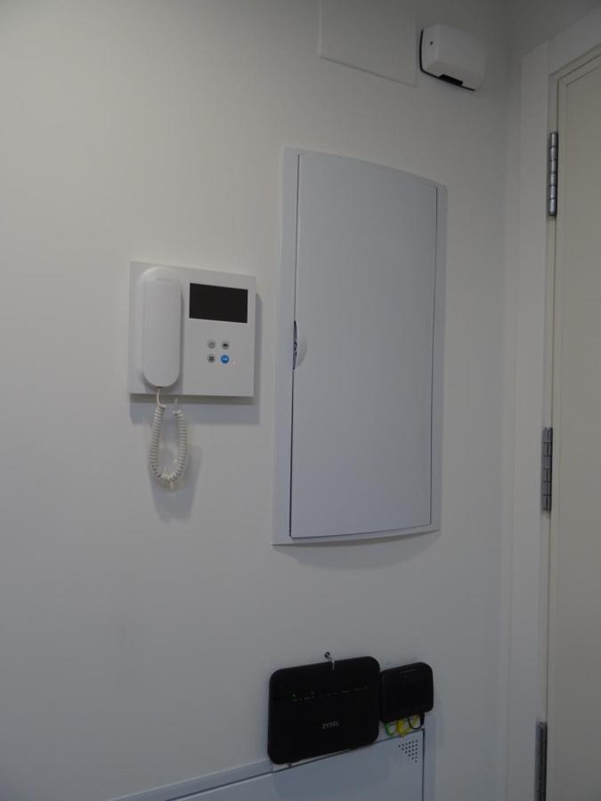 Boutique Apartment Near The Beach, 1 Gbps Wi-Fi Malaga Exterior photo