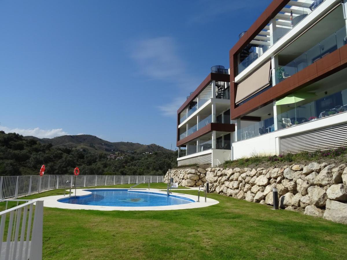 Boutique Apartment Near The Beach, 1 Gbps Wi-Fi Malaga Exterior photo