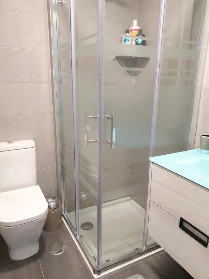 Boutique Apartment Near The Beach, 1 Gbps Wi-Fi Malaga Exterior photo